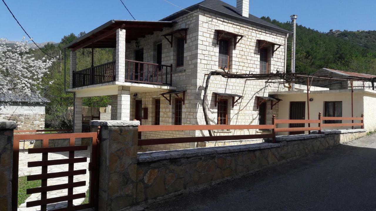To Archontiko Tis Nikis Guest House Ioannina Exterior foto
